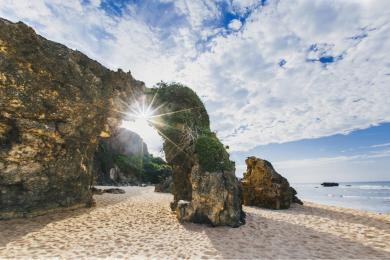 Sandee Morong Beach