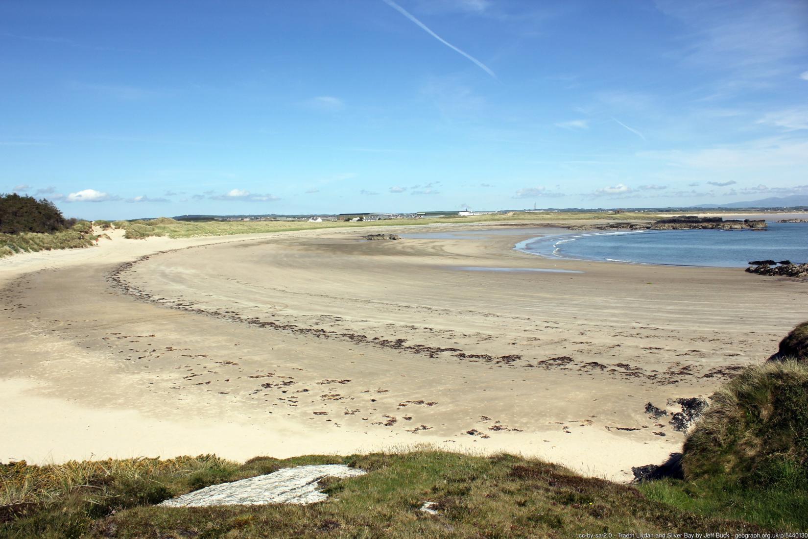 Sandee - Porth Llydan Beach