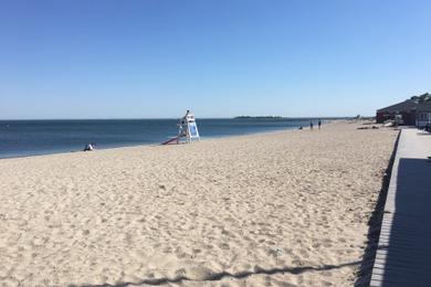 Sandee Compo Beach