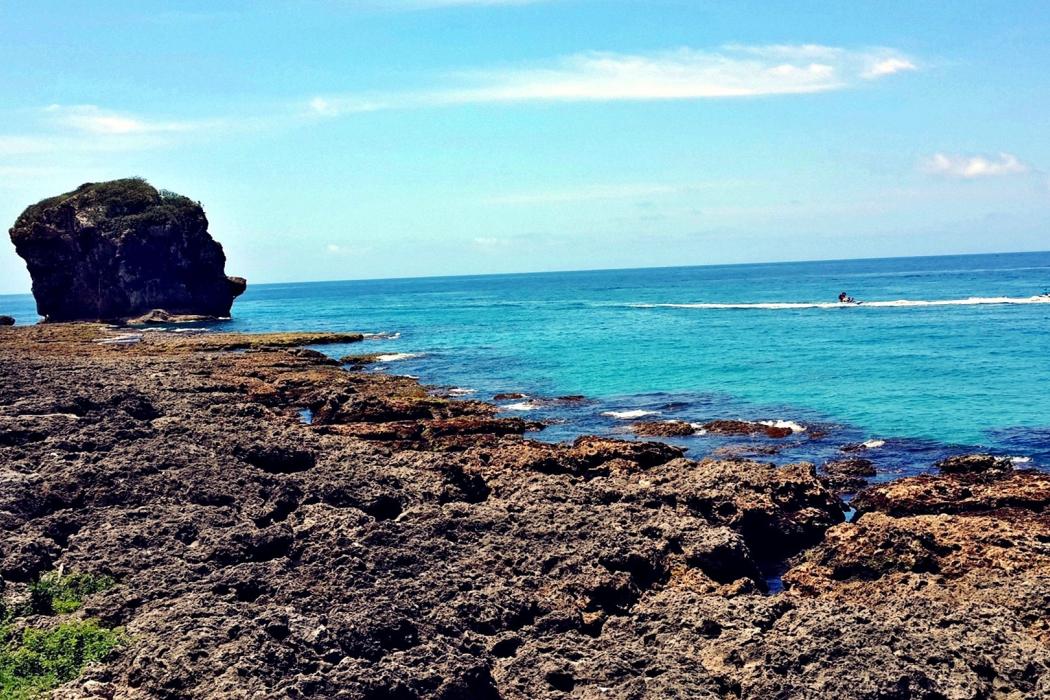 Sandee Sail Rock