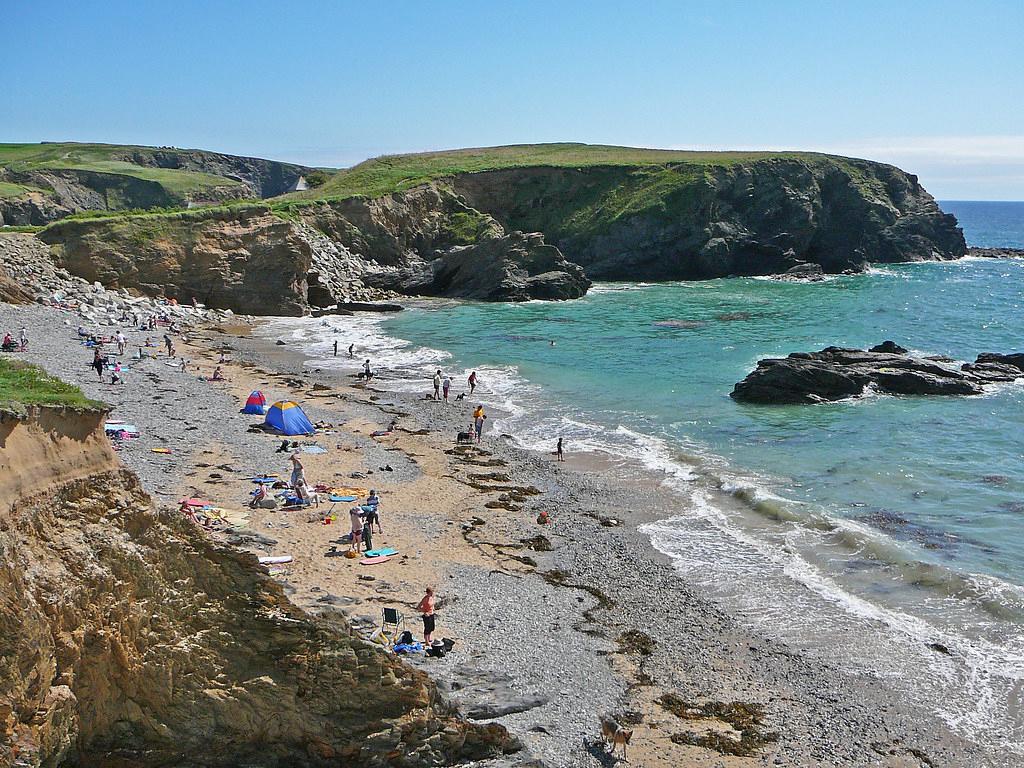 Sandee - Gunwalloe Beach