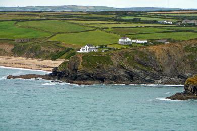 Sandee - Gunwalloe Beach