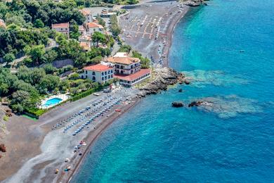 Sandee Spiaggia Dei Gabbiani Photo