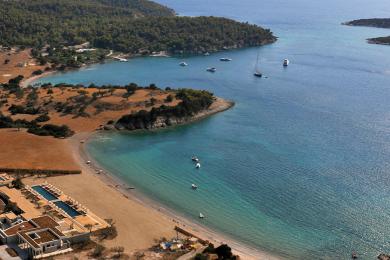 Sandee Amanzoe Beach Club Hotel Photo