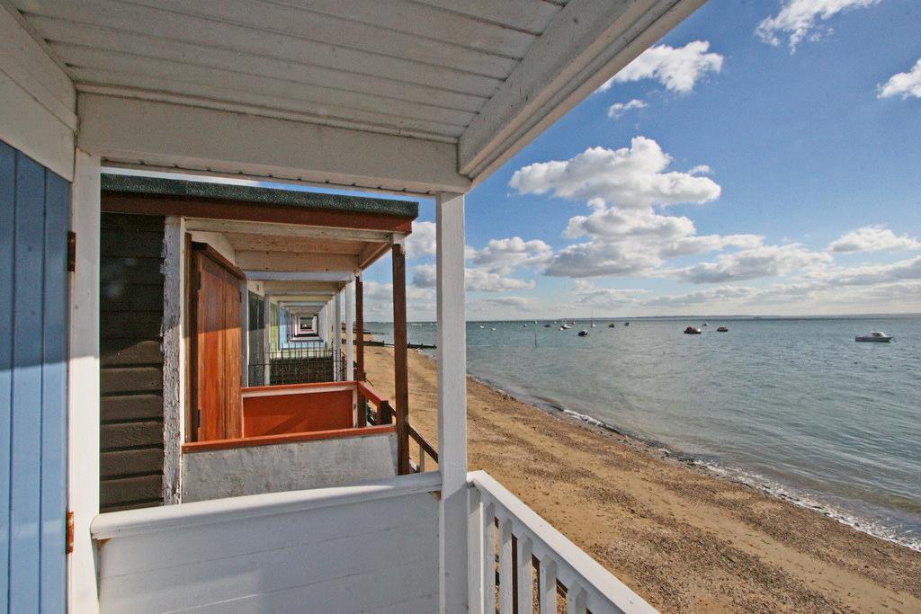 Sandee - Thorpe Bay Beach