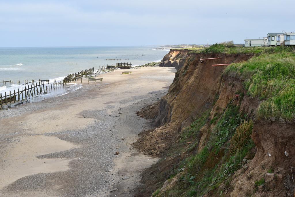 Sandee - Happisburgh Beach