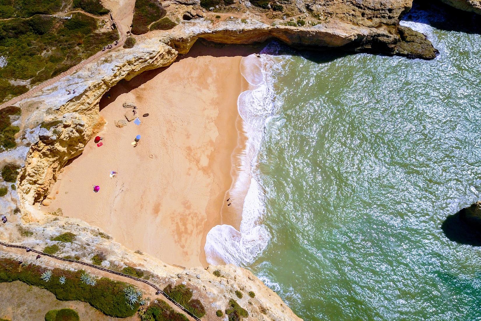 Sandee - Praia De Carvoeiro