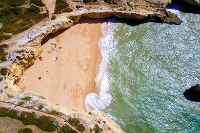 Sandee - Praia De Carvoeiro