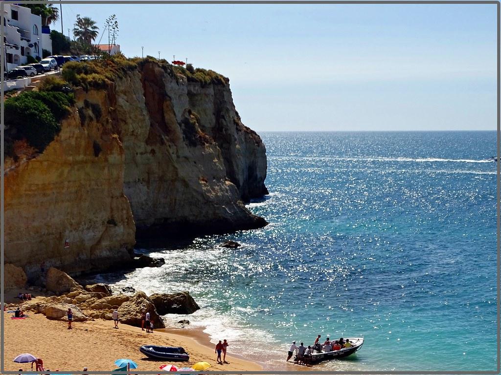 Sandee - Praia De Carvoeiro