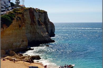 Sandee - Praia De Carvoeiro