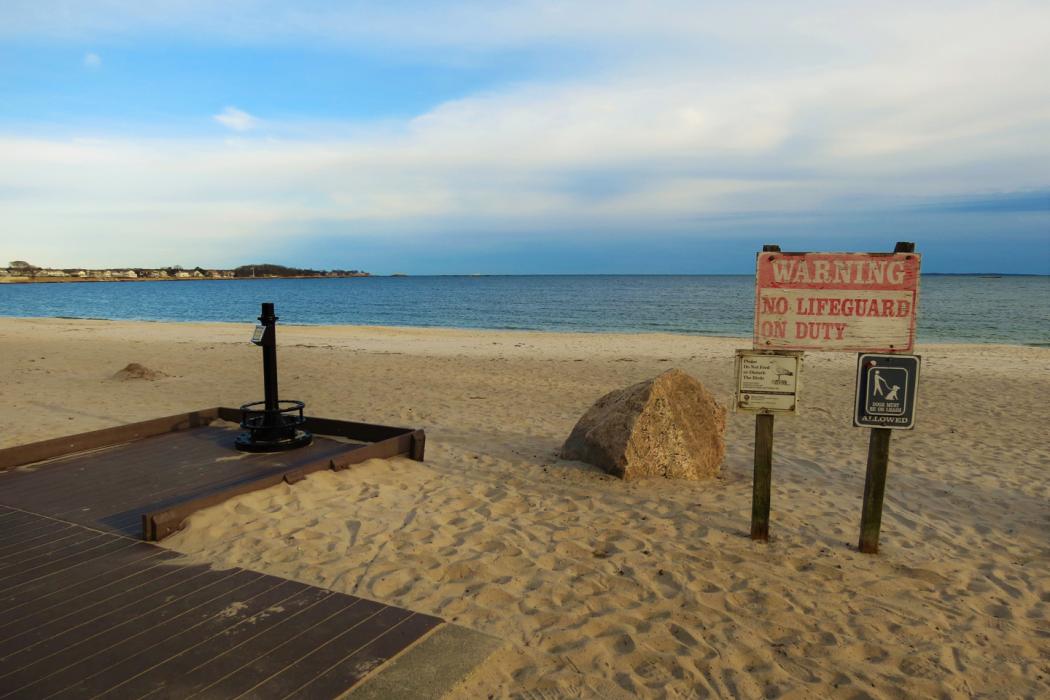 Sandee Rocky Neck State Beach Photo