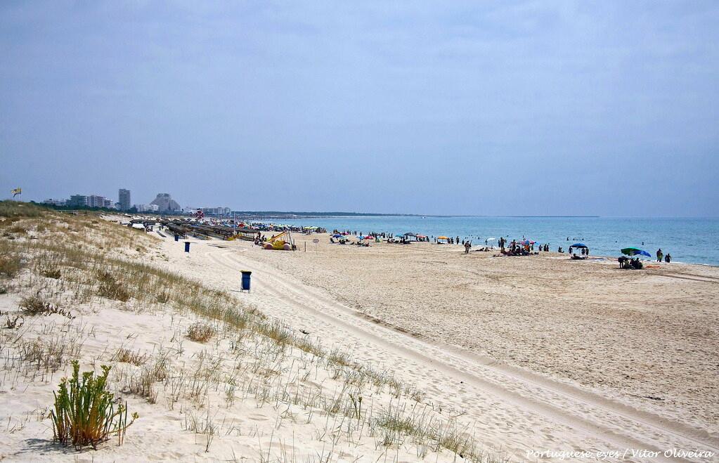 Sandee - Cabeco Beach