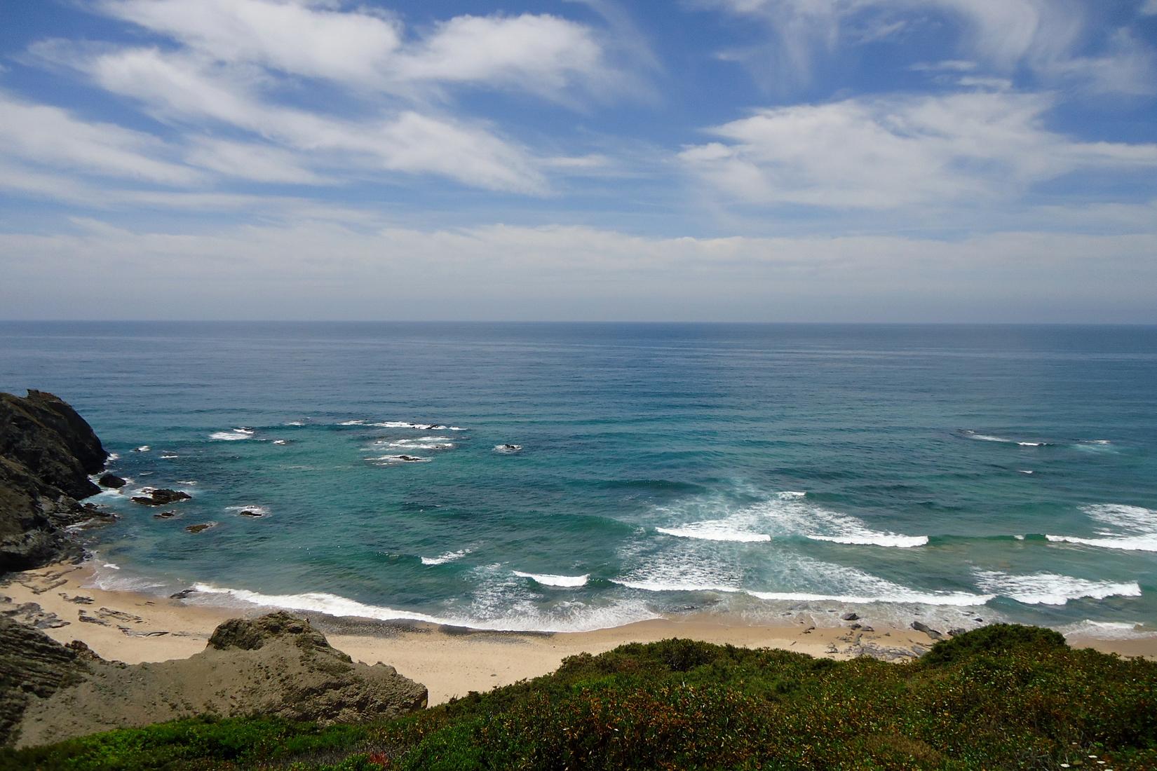 Sandee - Praia Do Vale Dos Homens