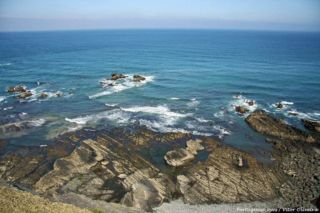 Sandee - Praia Do Vale Dos Homens