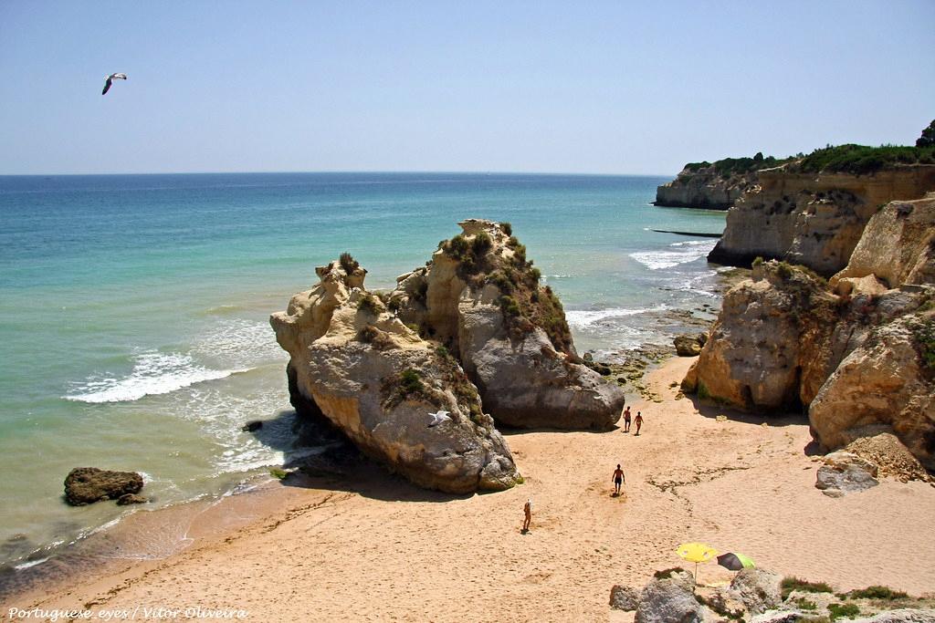 Sandee - Praia Dos Beijinhos