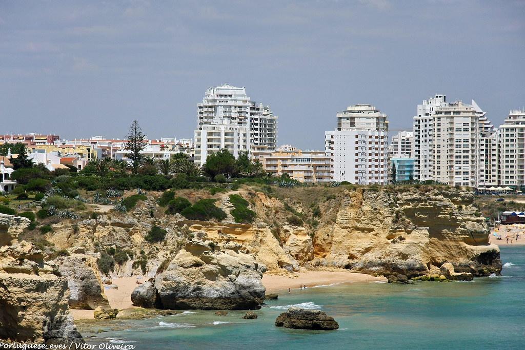 Sandee - Praia Dos Beijinhos