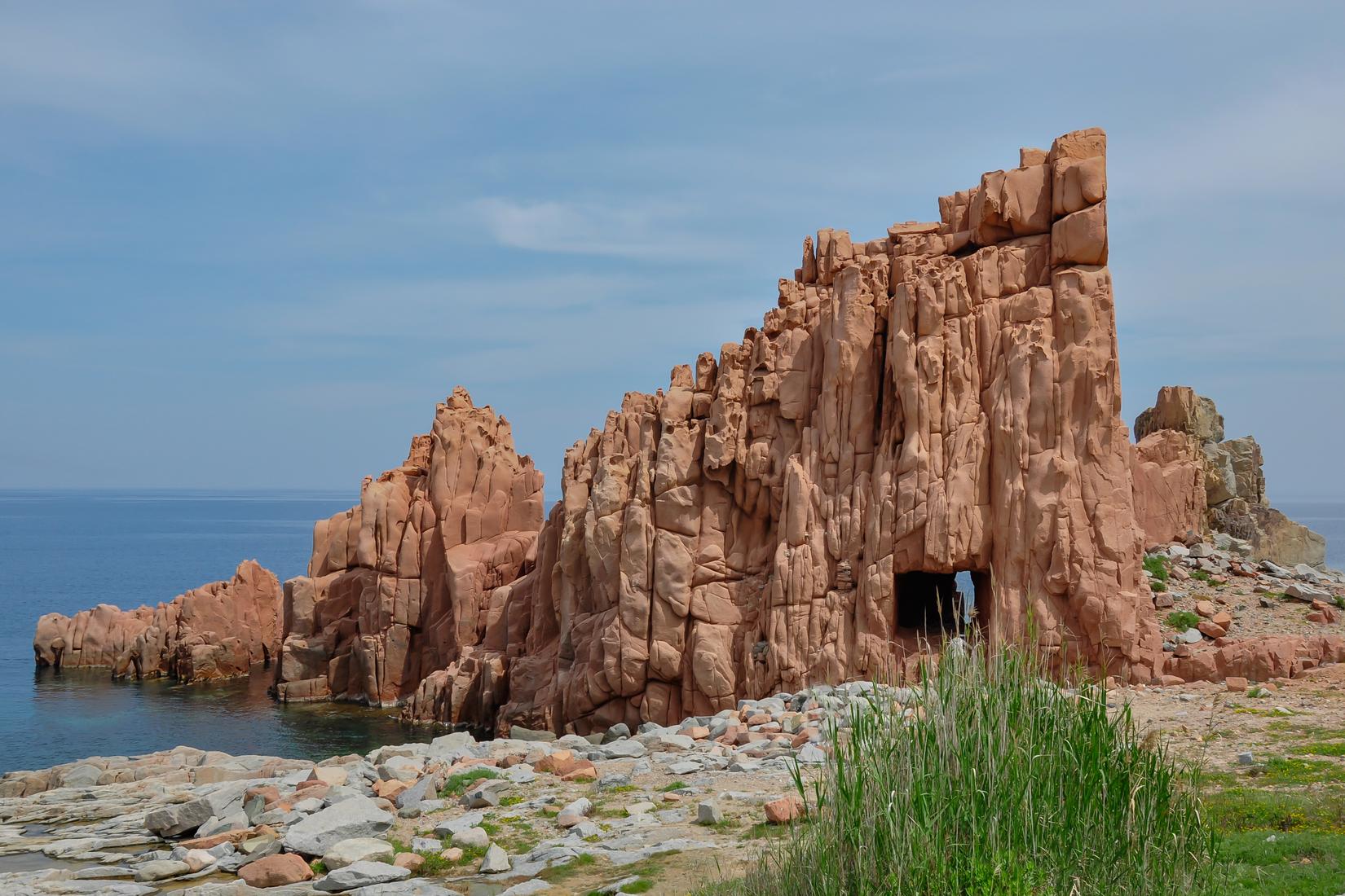 Sandee - Spiaggia Delle Rocce Rosse