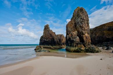 Sandee Garry Beach