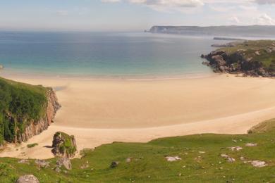 Sandee Ceannabeinne Beach