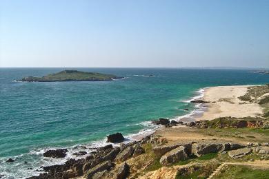Sandee Praia Da Ilha Do Pessegueiro