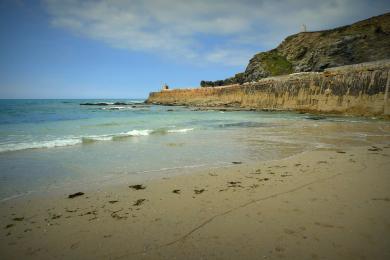 Sandee - Portreath Beach