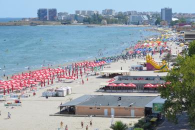 Sandee Mamaia North Beach