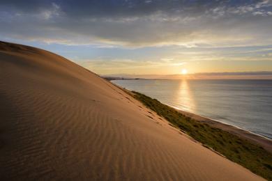 Sandee Tottori Sand Dunes Photo