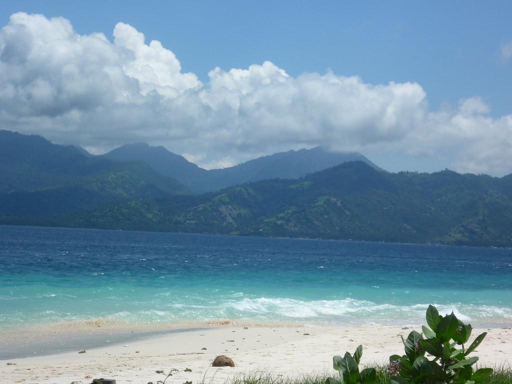 Sandee - Gili Meno Island