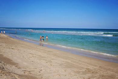 Sandee - Bathtub Reef Beach