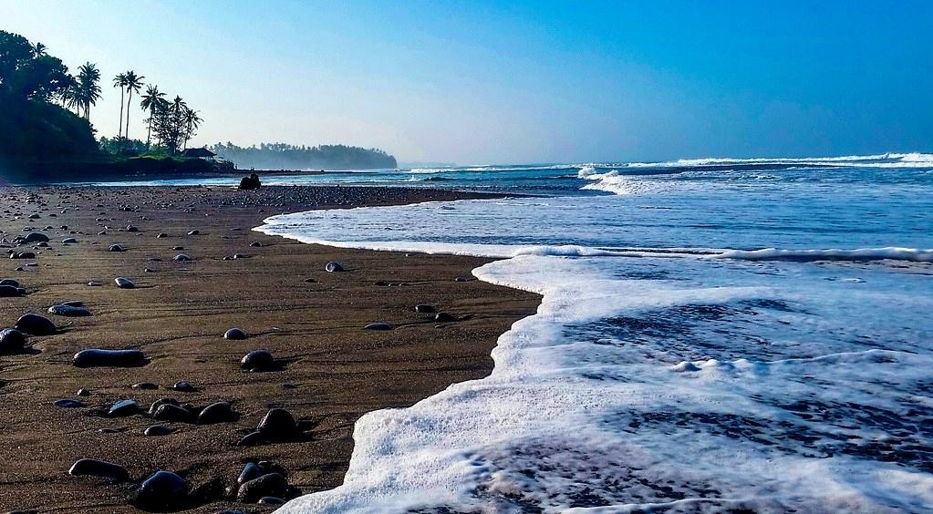 Sandee Balian Beach
