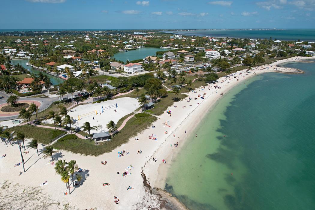 Sandee Sombrero Beach Photo