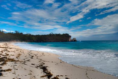 Sandee - Blue Bay Beach