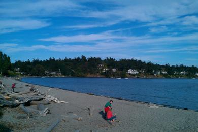 Sandee Cadboro Bay Beach