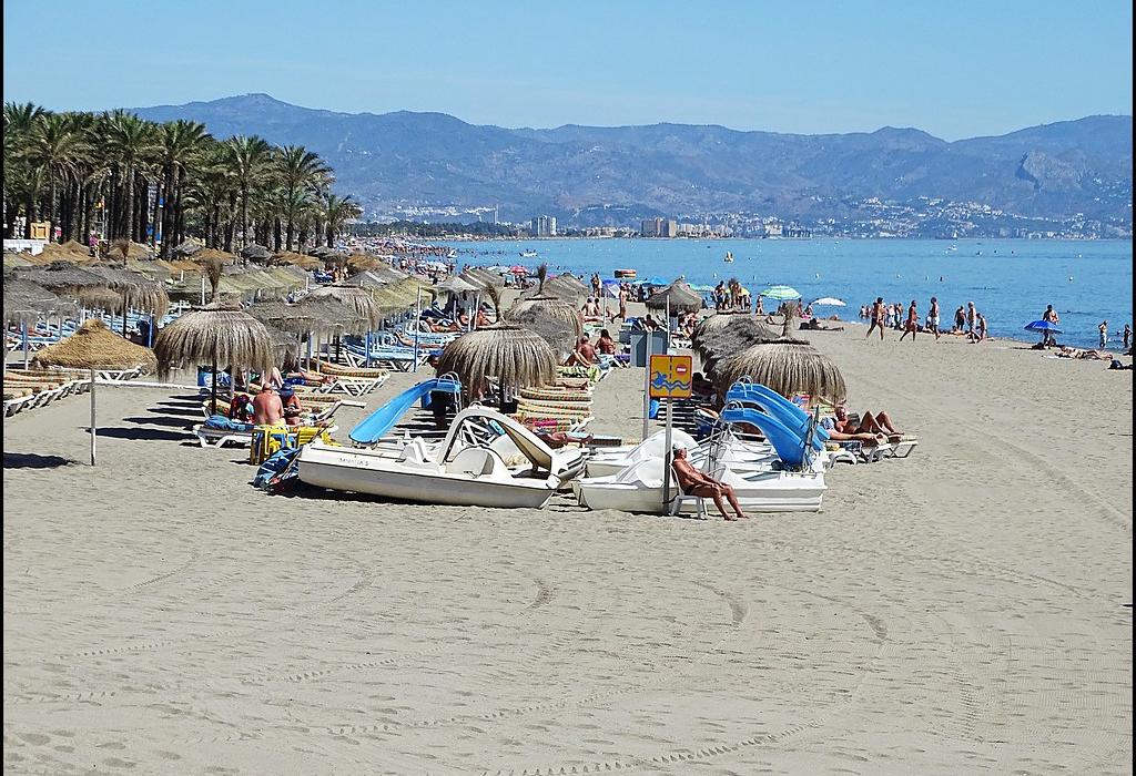 Sandee Playa De La Carihuela Photo