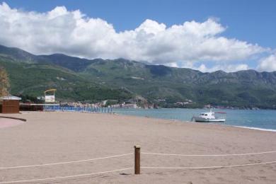 Sandee Becici Beach