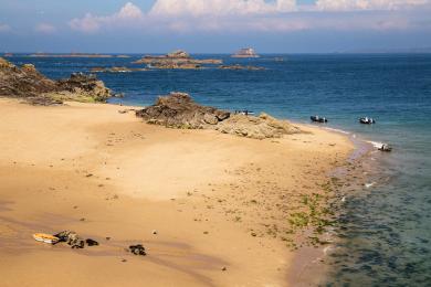 Sandee Crique Du Fort Varde A Saint-Malo Photo