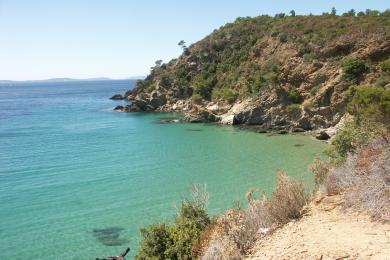 Sandee Crique De L'Aiguille A Theoule-Sur-Mer