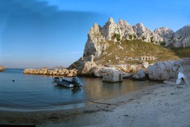 Sandee Plage De La Baie Des Singes A Marseille