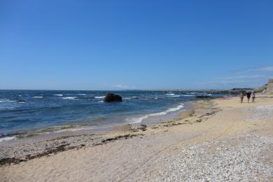 Sandee Plage De La Bonne Source Photo