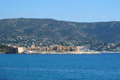 Sandee Plage De La Faviere Photo