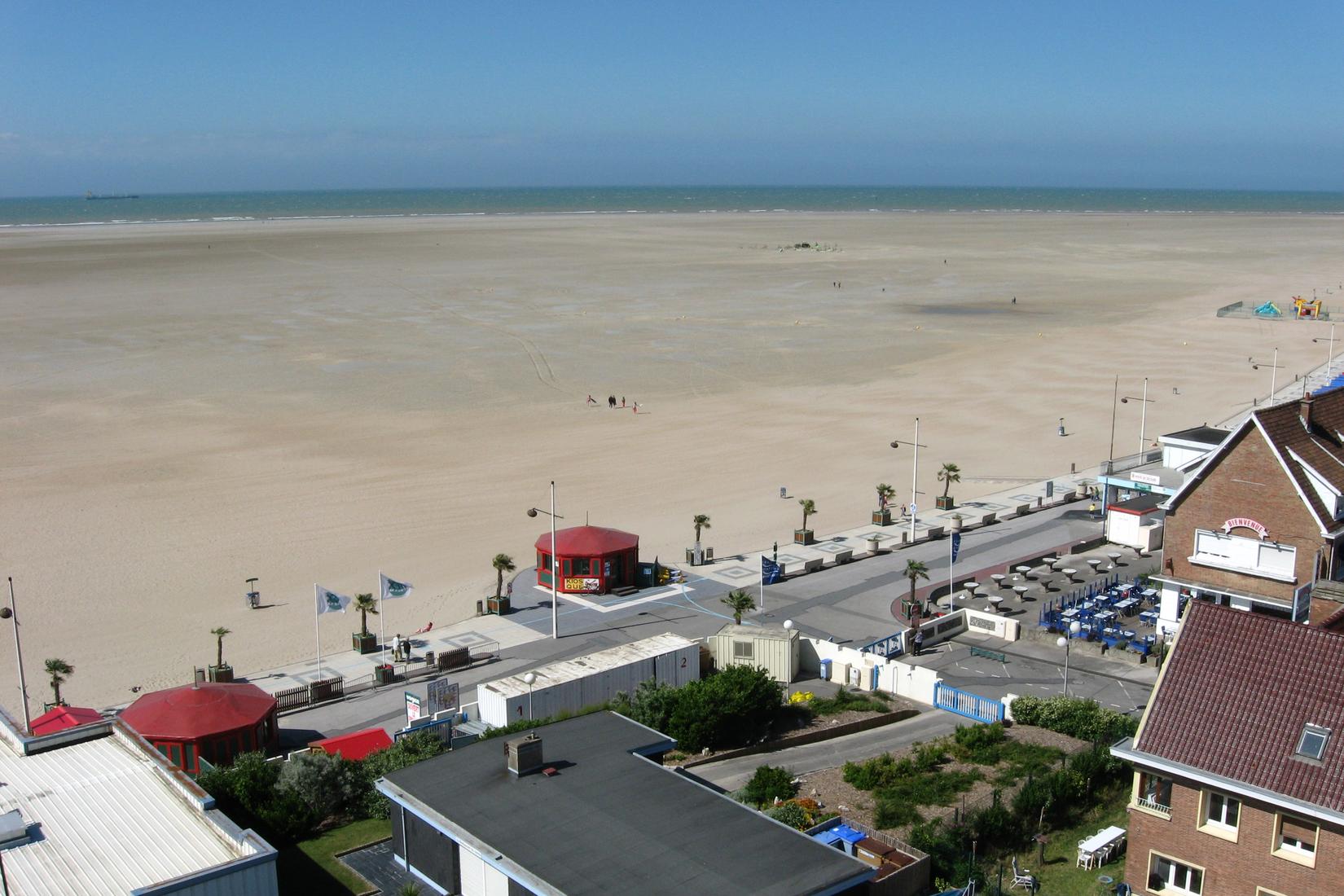 Sandee - Plage De Petit Fort Philippe A Gravelines