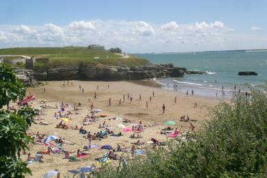 Sandee Plage Du Chay Photo