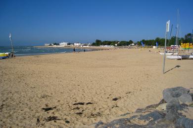 Sandee Plage Centrale Photo