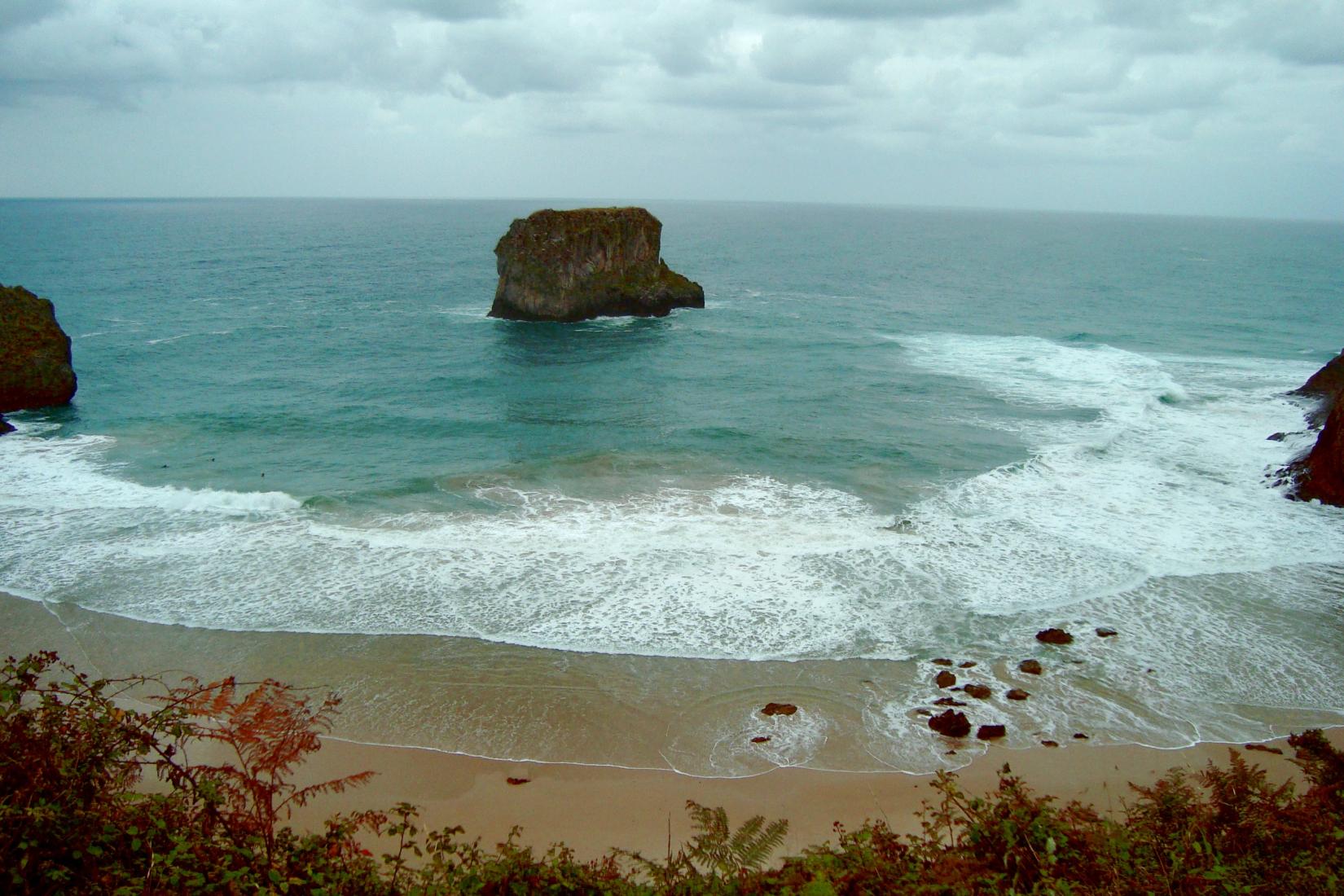 Playa de Ballota Photo - Sandee