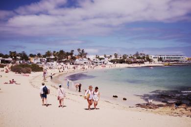 Sandee De Corralejo Viejo / Playa De Apartamentos Hoplaco Photo