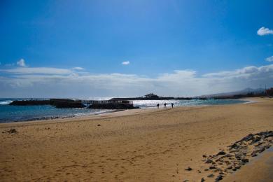 Sandee - Caleta De Fuste / El Castillo