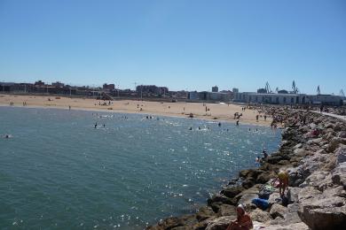 Sandee Playa De Poniente Photo