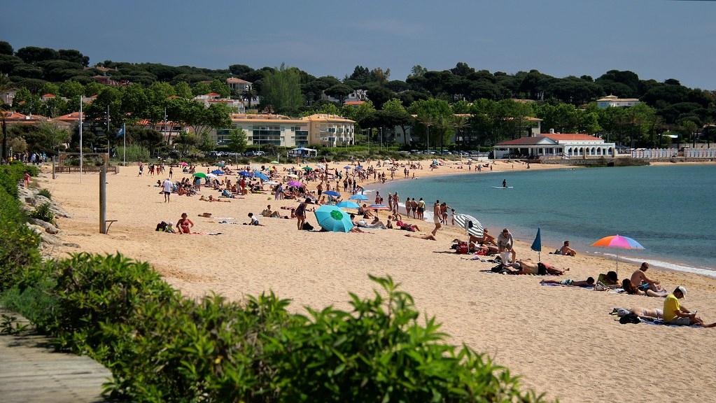 Sandee - Passeig De Sant Pol