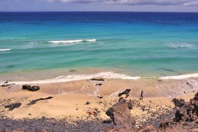 Sandee Esquinzo Butihondo Beach Photo