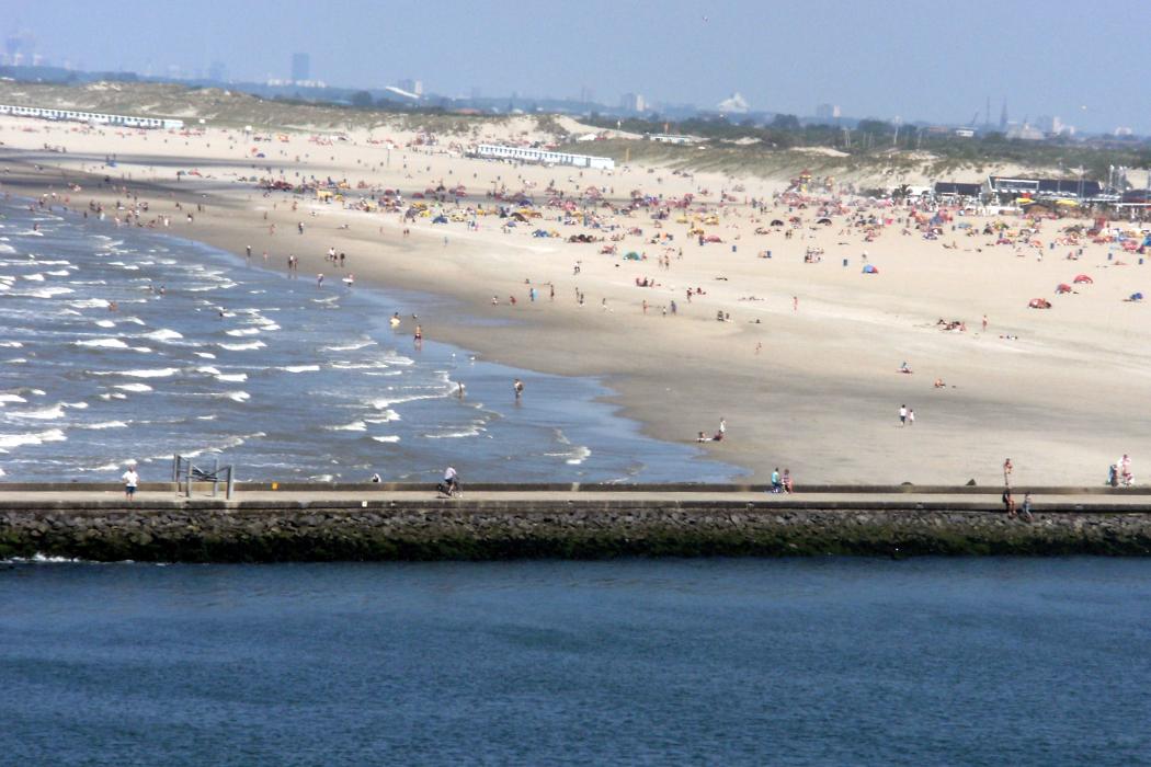 Sandee Hoek Van Holland Beach